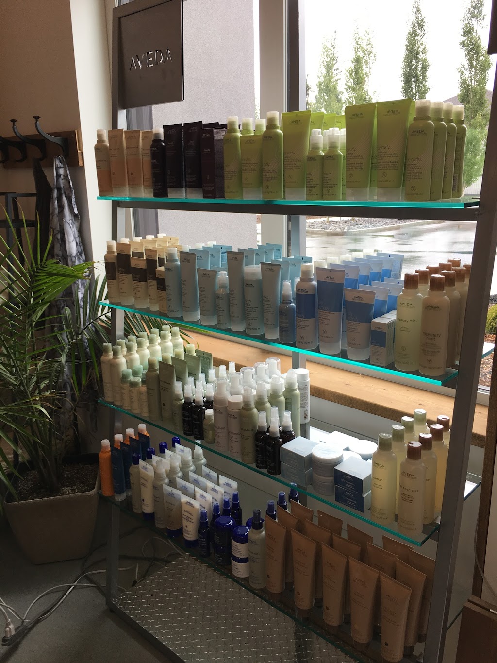Vanity Collective Salon And Spa | 1 Hawthorne Gate #116, Spruce Grove, AB T7X 0A6, Canada | Phone: (780) 571-0098