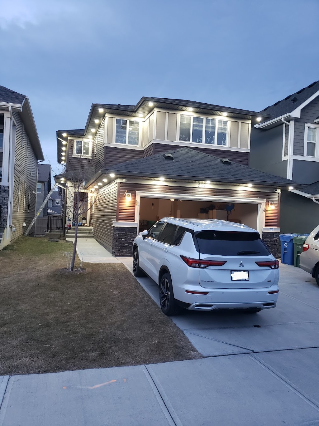 Calgary lights and electrical ltd. | 7352 80 Ave NE, Calgary, AB T3J 2C9, Canada | Phone: (403) 926-7713