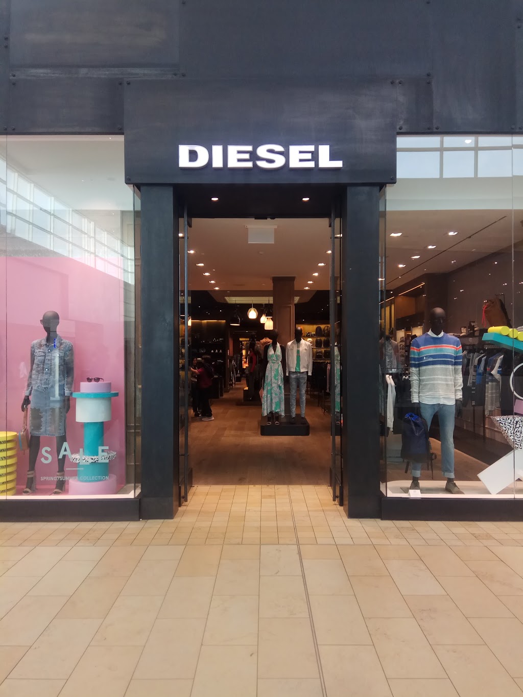 Diesel | 3401 Dufferin Street, c/o Yorkdale Shopping Centre, Store 240, Toronto, ON M6A 2T9, Canada | Phone: (416) 785-4713