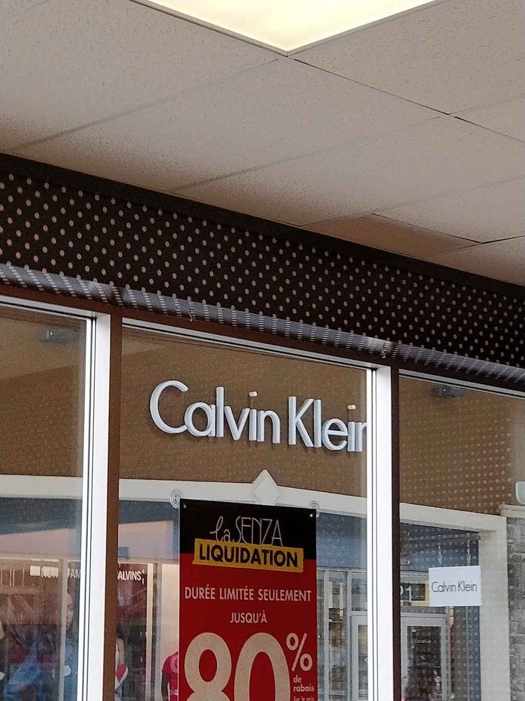 Calvin Klein Outlet | 19001 Chemin Notre Dame Suite #421, Mirabel, QC J7J 0R6, Canada | Phone: (450) 420-3897