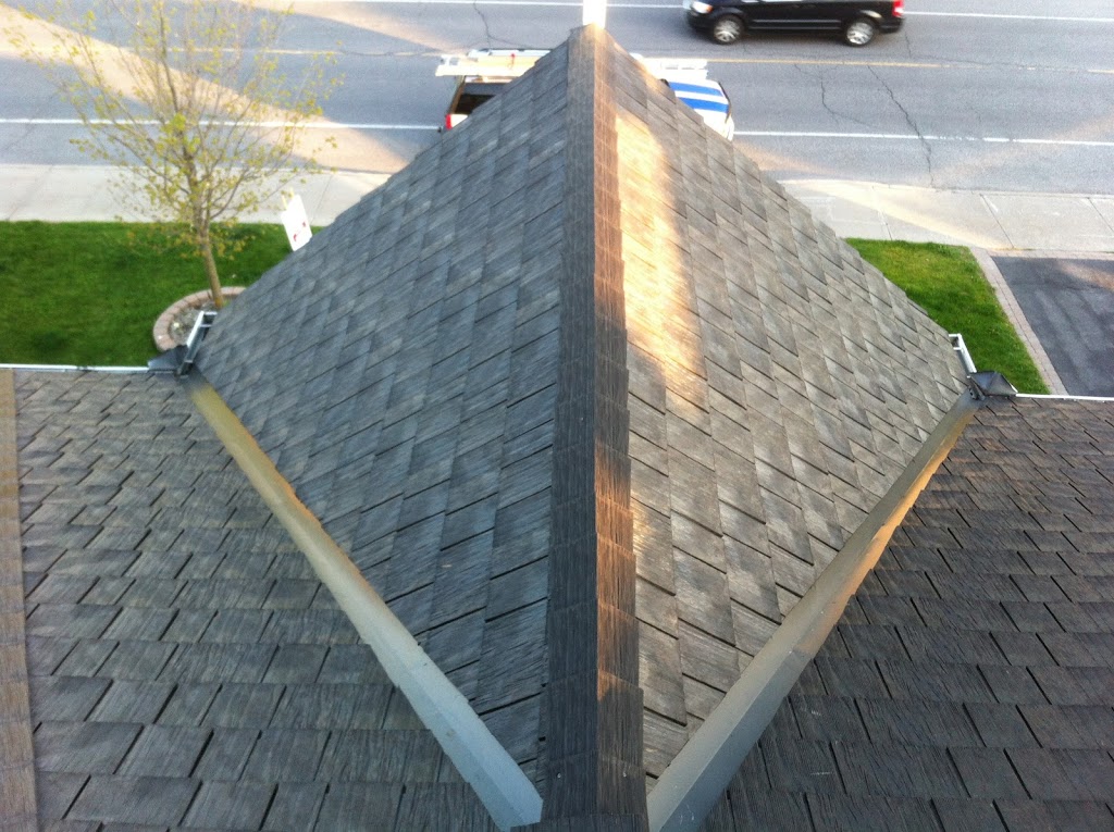 Ayotte RoofingandContracting@gmail.com | 3300 Colonial Rd, Sarsfield, ON K0A 3E0, Canada | Phone: (613) 857-6677