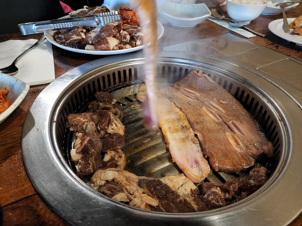 Seoul Korean BBQ | 4336 Macleod Trail SW, Calgary, AB T2G 0A4, Canada | Phone: (403) 243-7970