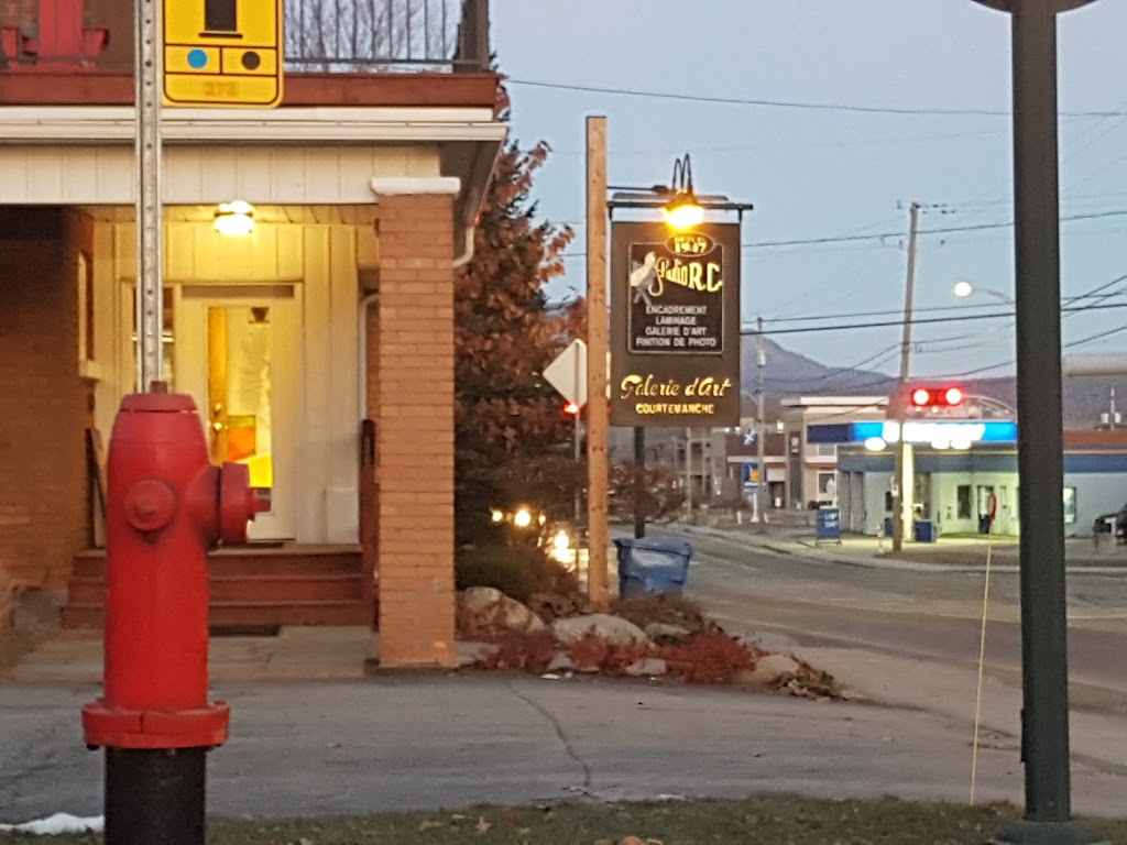 Galerie DArt Courtemanche | 820 Rue Principale O, Magog, QC J1X 2B5, Canada | Phone: (819) 843-2834
