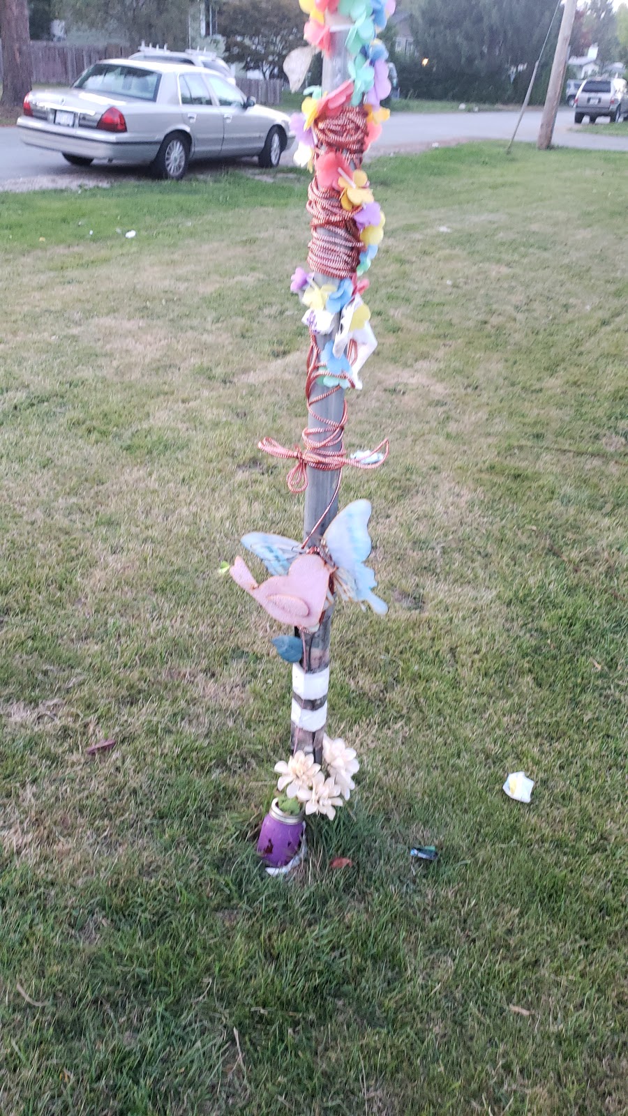 Crystal Weaver Memorial | 22137 Dewdney Trunk Rd, Maple Ridge, BC V2X 3H7, Canada