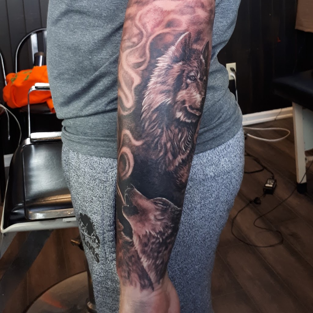Pushing Ink Tattoo Studio | 51 Laplanche St, Amherst, NS B4H 3H1, Canada | Phone: (902) 661-0332