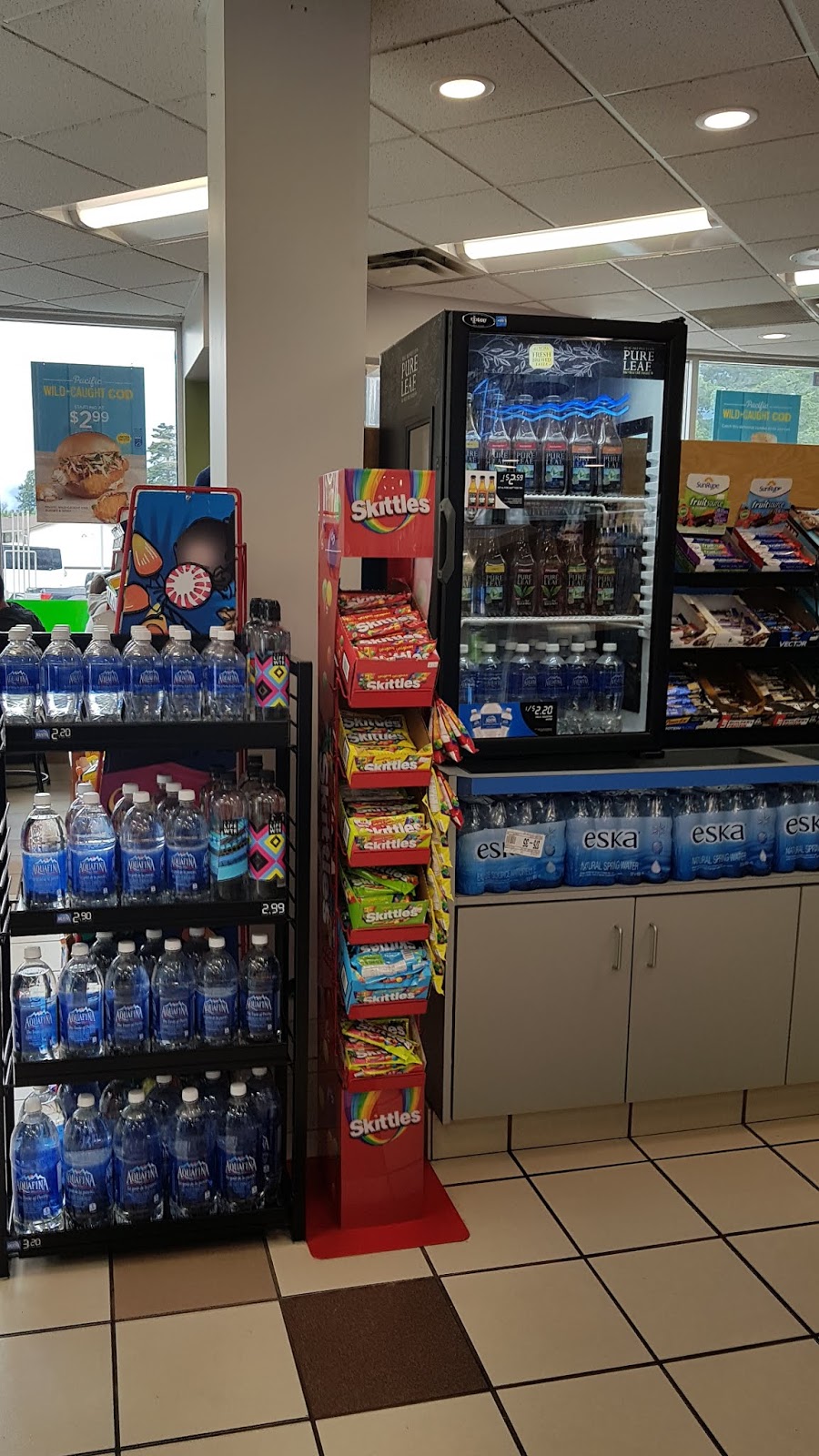Esso | 1175 4th Ave, Hope, BC V0X 1L0, Canada | Phone: (604) 860-4422