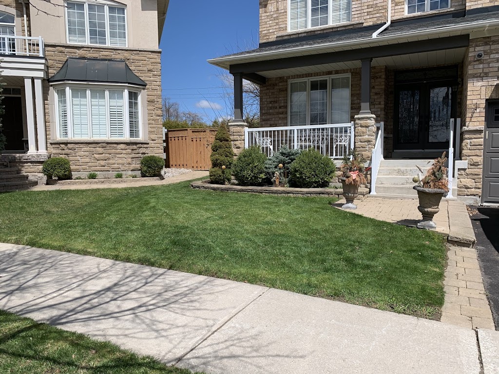 Noahs lawn care | Chardonnay Dr, Vaughan, ON L4J 8S4, Canada | Phone: (416) 357-0225