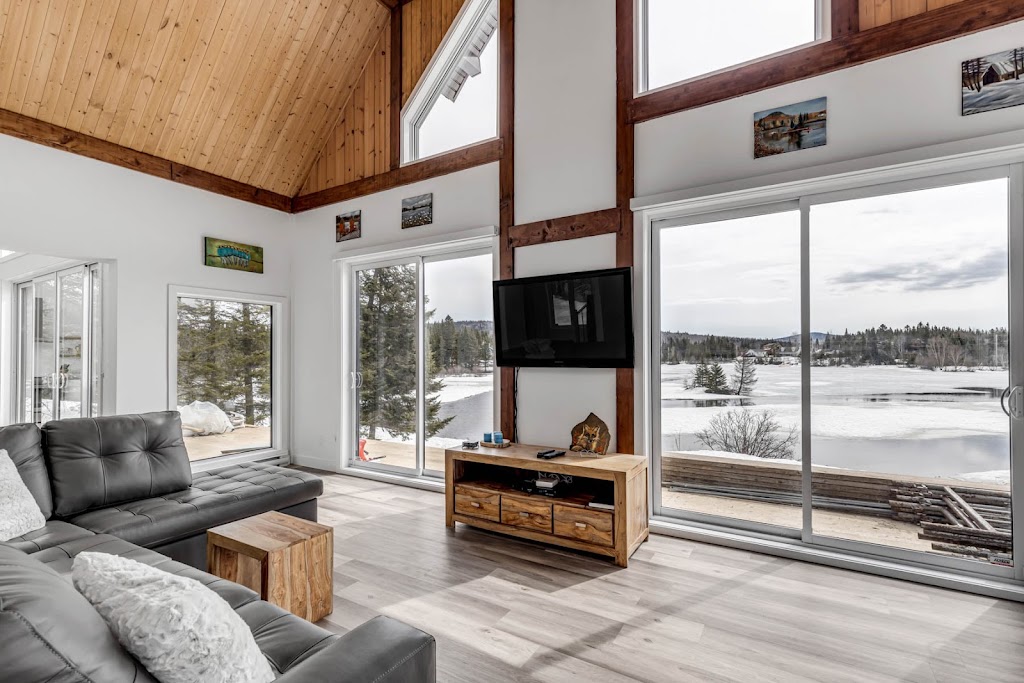 Villa du Lac Poulin | 36 Chem. Fleming, Lac-Beauport, QC G3B 0E3, Canada | Phone: (418) 573-0646