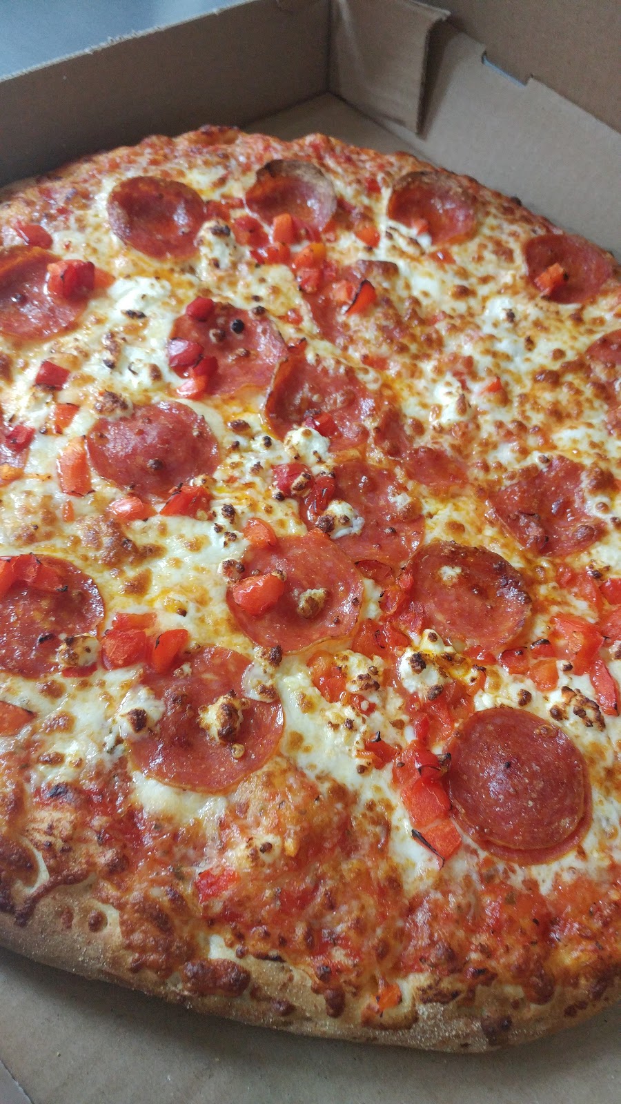 Twin City Pizza | Glen Forrest Plaza, 500 Glen Forrest Blvd unit #1, Waterloo, ON N2L 5G4, Canada | Phone: (519) 885-8885