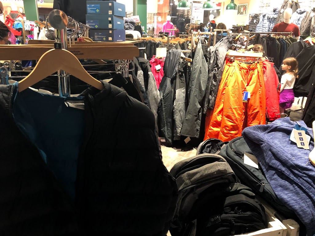 Mountain Warehouse | 261055 Crossiron Mills Boulevard, Rocky View No. 44, AB T4A 0G3, Canada | Phone: (403) 567-8868