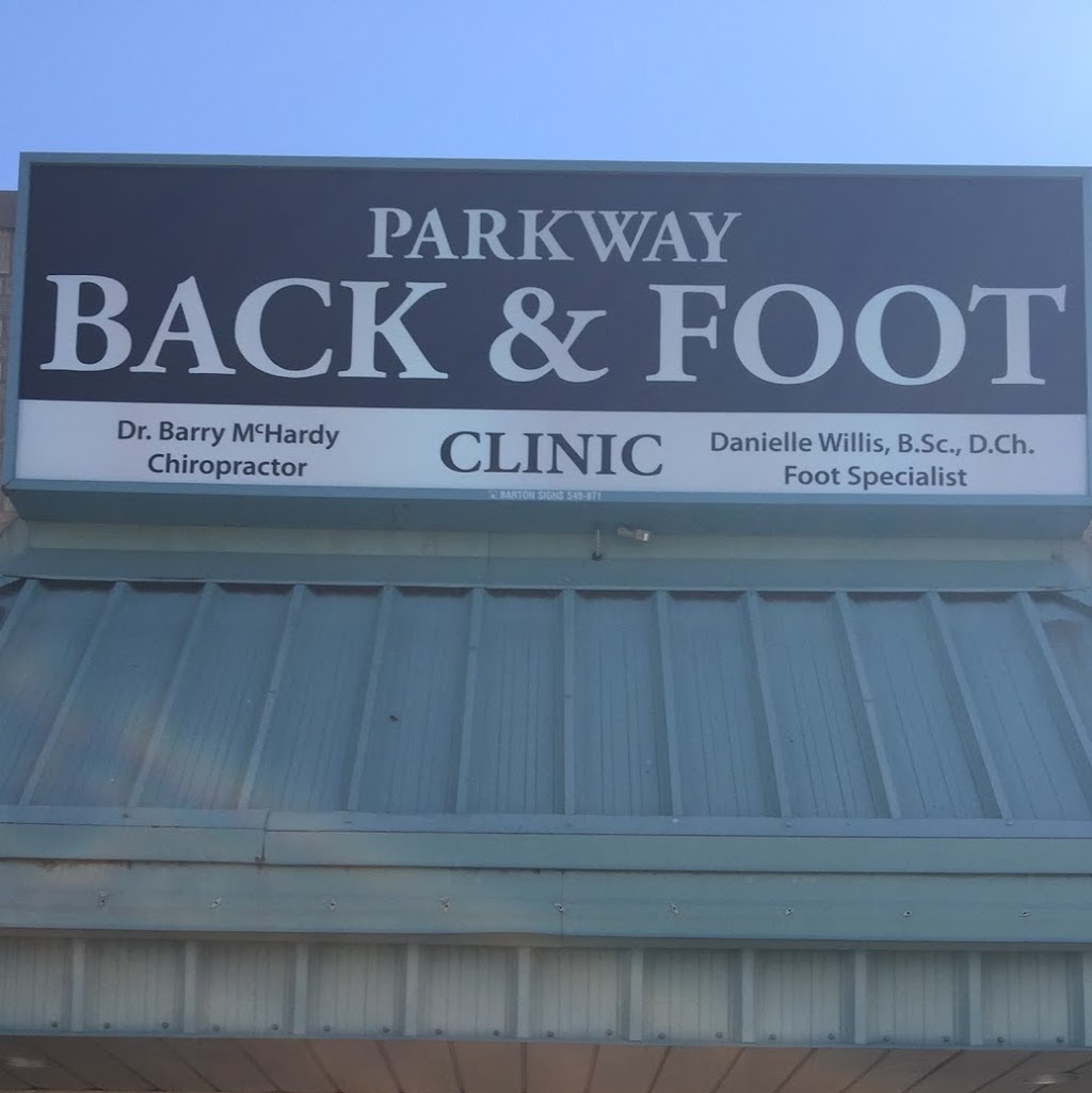 Parkway Back & Foot Clinic | 910 Queenston Rd, Stoney Creek, ON L8G 1B5, Canada | Phone: (905) 662-9835