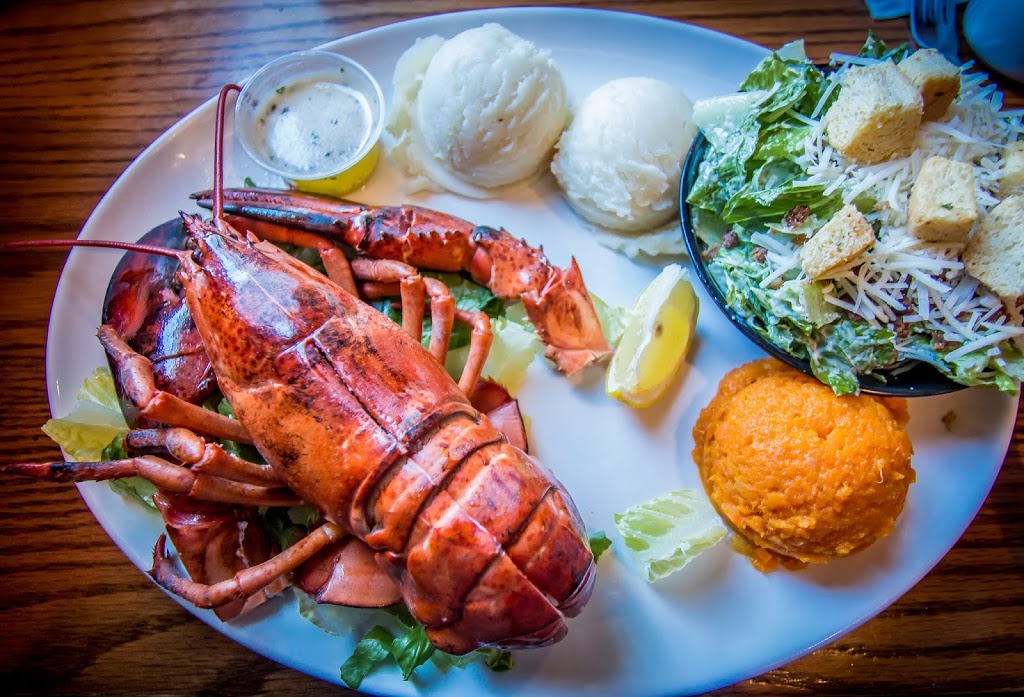 Mic Mac Bar and Grill | Mic Mac Place, 219 Waverley Rd, Dartmouth, NS B2X 2T5, Canada | Phone: (902) 434-7600