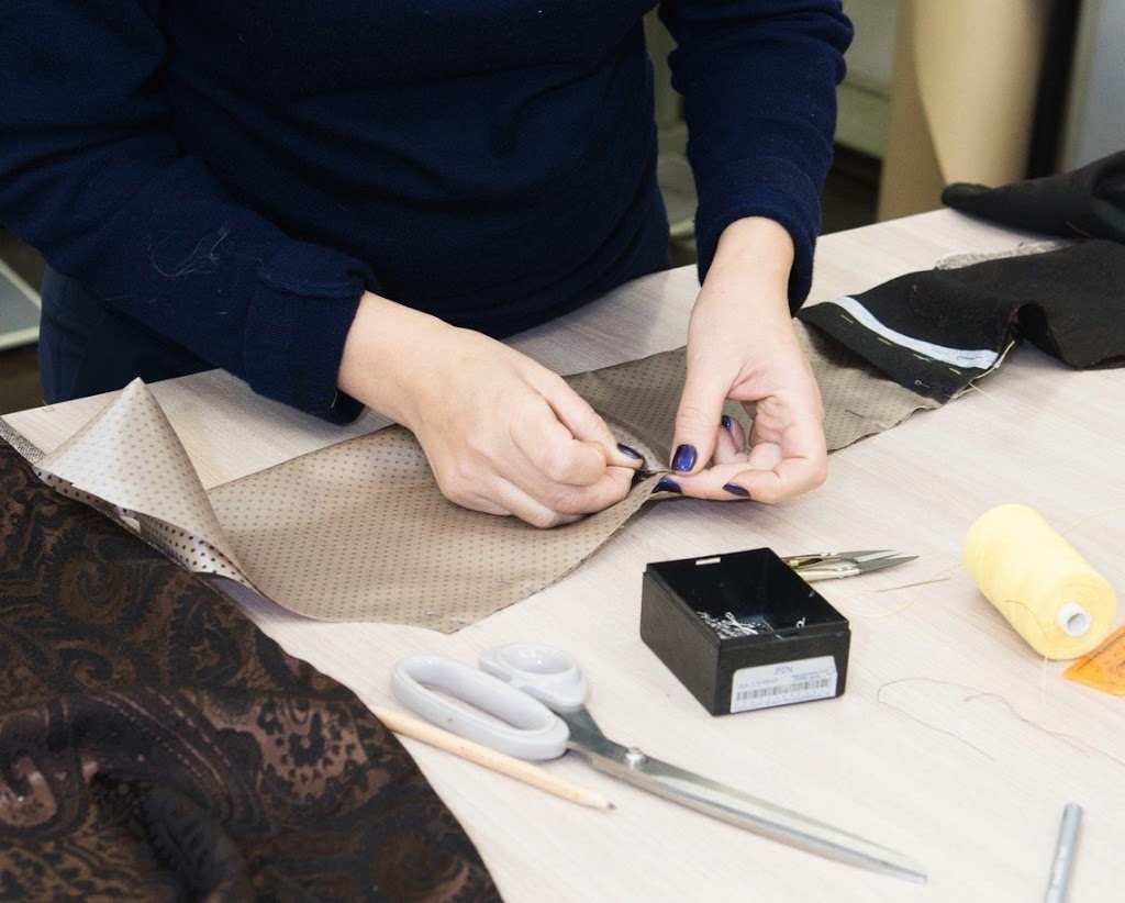 Couturiere&Kirkland | 17890 Rue Antoine-Faucon, Pierrefonds, QC H9J 3V3, Canada | Phone: (514) 448-4878