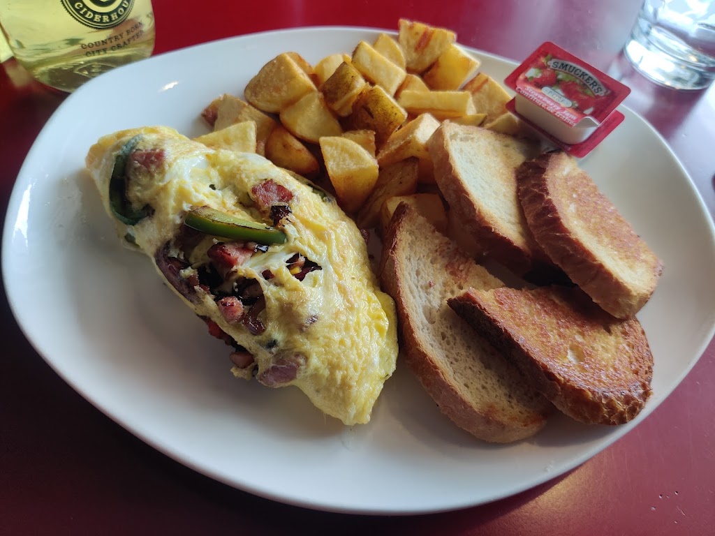 Loons | 416 Roncesvalles Ave, Toronto, ON M6R 2N2, Canada | Phone: (416) 535-8561