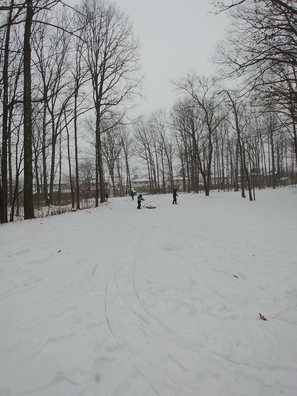 Woodlawn Park | Woodlawn Rd, Welland, ON L3C 6B3, Canada