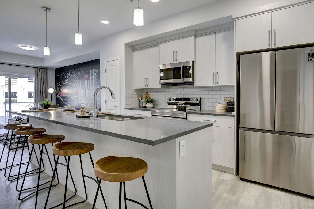 Carrington Square - Cedarglen Living | 60 Carrington Plaza NW, Calgary, AB T3B 0P1, Canada | Phone: (403) 763-9137