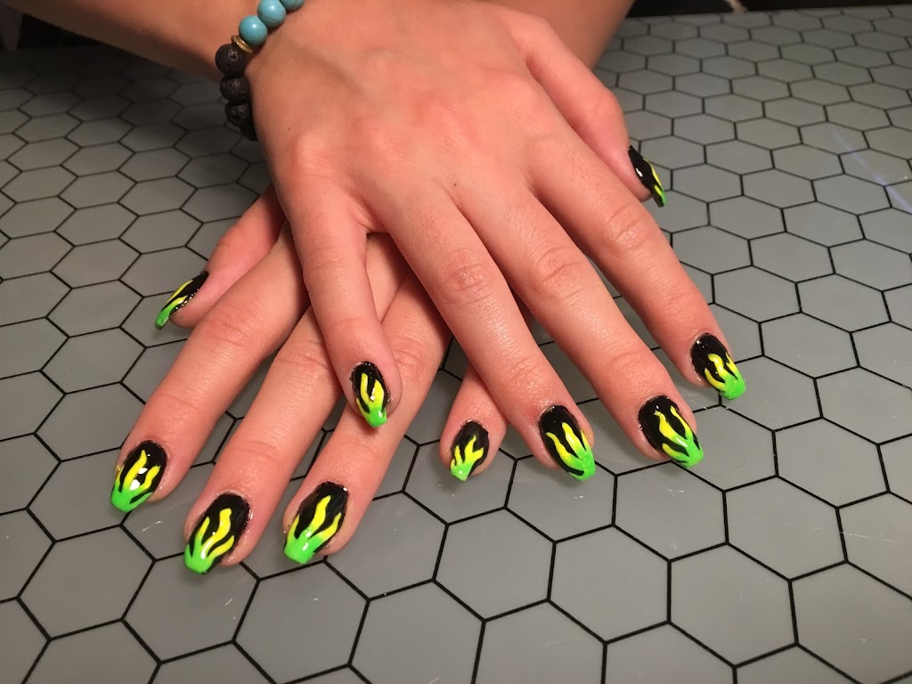 GelUs nails | 120 7th Ave, Invermere, BC V0A 1K4, Canada | Phone: (250) 688-0443