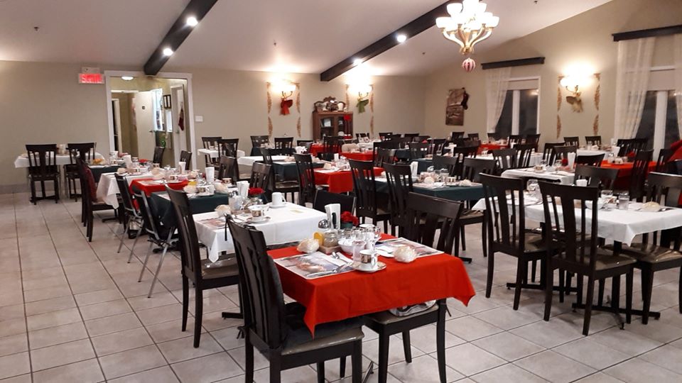 Villa Beauvoir | 1045 Av. du Pont S, Alma, QC G8B 7X1, Canada | Phone: (418) 668-6852