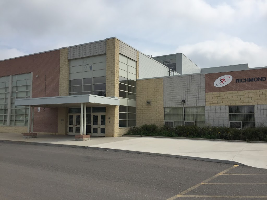 Richmond Green Secondary School | 1 William F. Bell Pkwy, Richmond Hill, ON L4S 2T9, Canada | Phone: (905) 780-7858