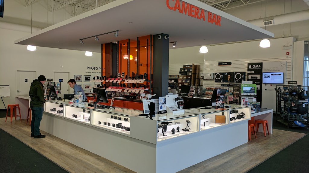 Henrys | 110 Park Pl Blvd, Barrie, ON L4N 6P1, Canada | Phone: (705) 720-2300