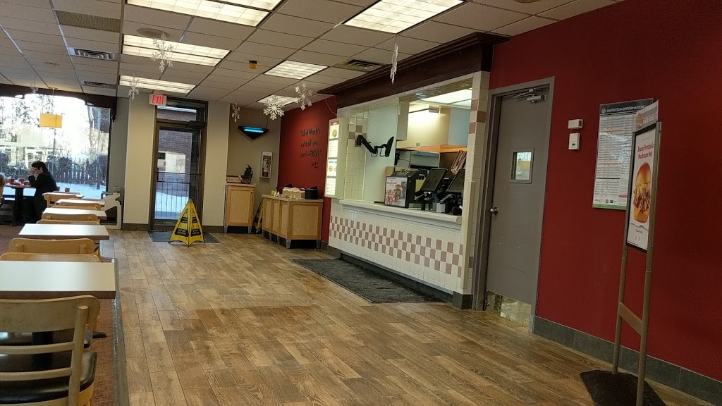 Wendys | 145 Plains Rd E, Burlington, ON L7T 2C4, Canada | Phone: (905) 634-4882