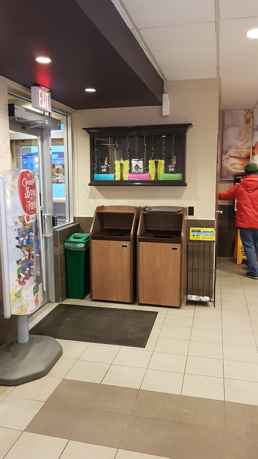 McDonalds | 1201 16 St SE, High River, AB T1V 1L2, Canada | Phone: (403) 652-2054