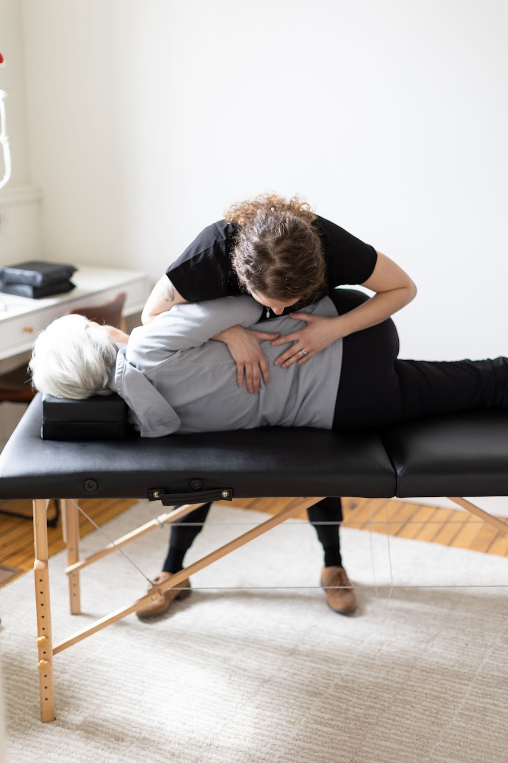 RT Osteopathy | 93 Woolwich St W, Elora, ON N0B 1S0, Canada | Phone: (519) 500-4695