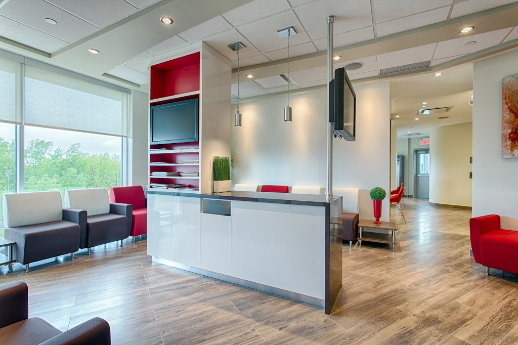 Dr Éric Lacoste, Parodontiste | 3333 100e Avenue #300, Laval, QC H7T 0G3, Canada | Phone: (450) 687-3310