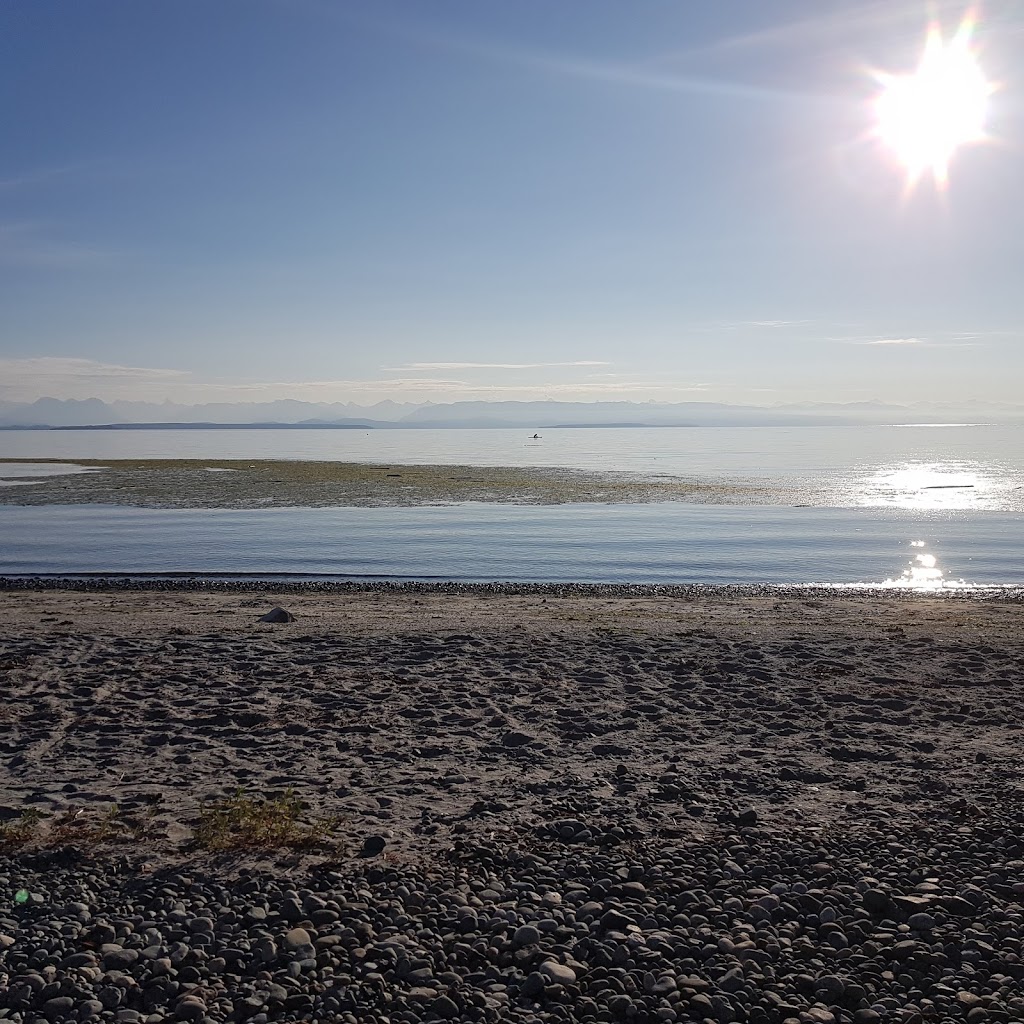 Timberlane Beach Resort | 8896 Clarkson Ave, Black Creek, BC V9J 1B1, Canada | Phone: (250) 337-8964