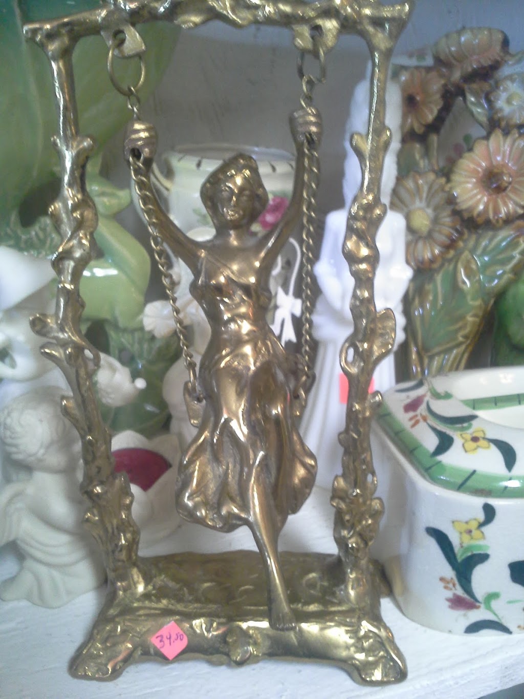 Fergies Antiques and Collectables | 105 Saskatchewan Ave, Outlook, SK S0L 2N0, Canada | Phone: (306) 867-9925