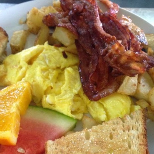 Da Bean Cafe & Grill | 15400 Hurontario St, Caledon, ON L7C 2C3, Canada | Phone: (905) 838-1888