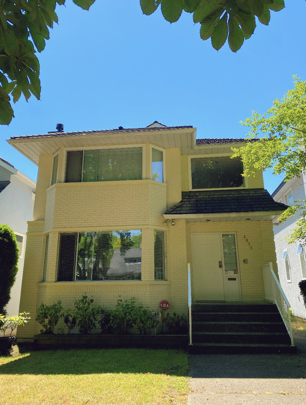 Emma Reading Club | 4072 W 14th Ave, Vancouver, BC V6R 2X4, Canada | Phone: (236) 335-8380