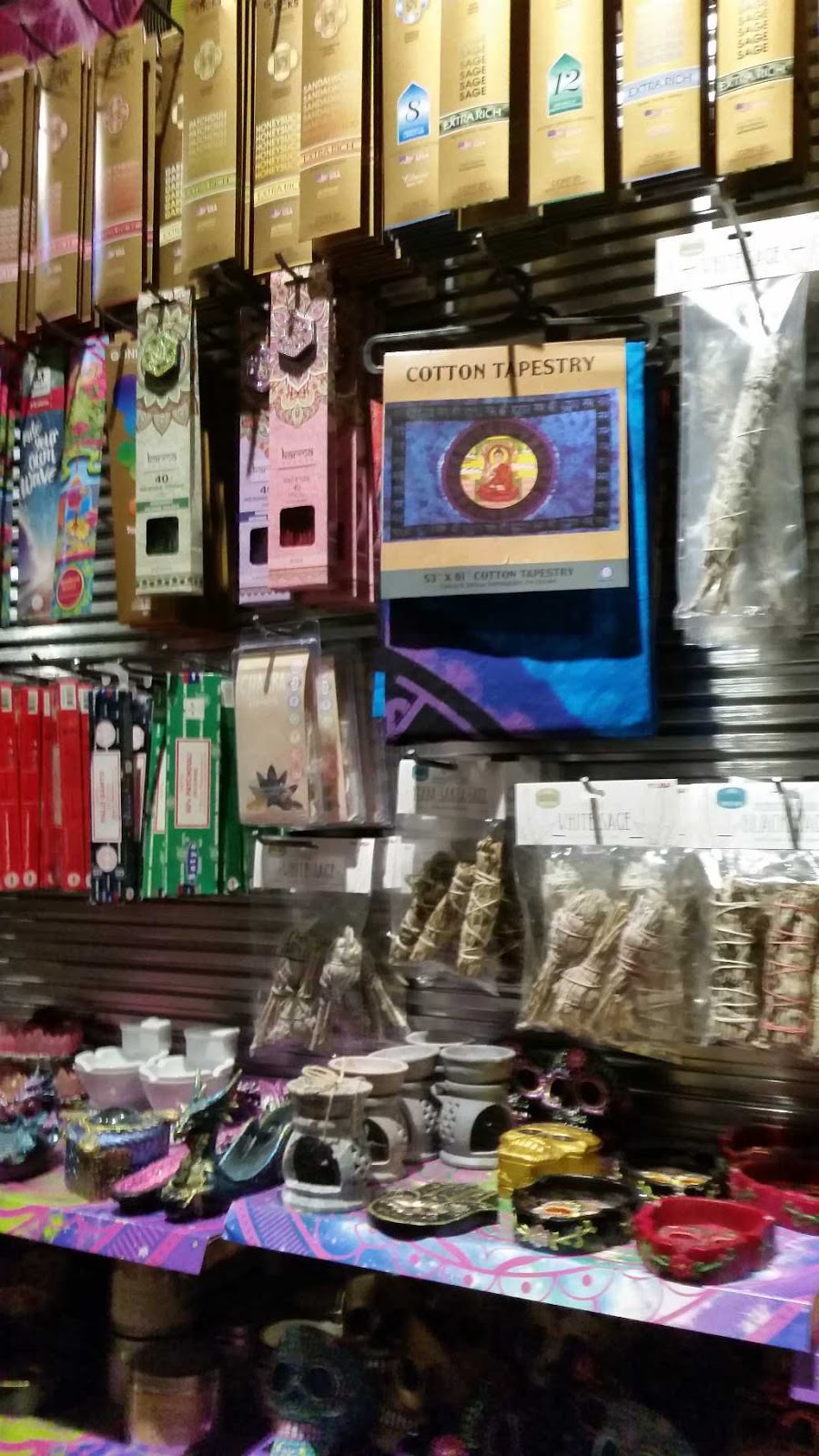 Spencers Outlet | 1803 Fashion Outlets Blvd, Niagara Falls, NY 14304, USA