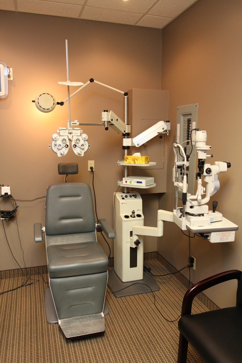 Rocky Mountain Optometry | 642 2 Ave, Fernie, BC V0B 1M0, Canada | Phone: (250) 423-4467