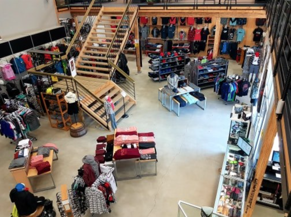 Mackina Sport et Détente | 2385 du, Av. du Pont S Local 102, Alma, QC G8B 5V2, Canada | Phone: (418) 662-7666