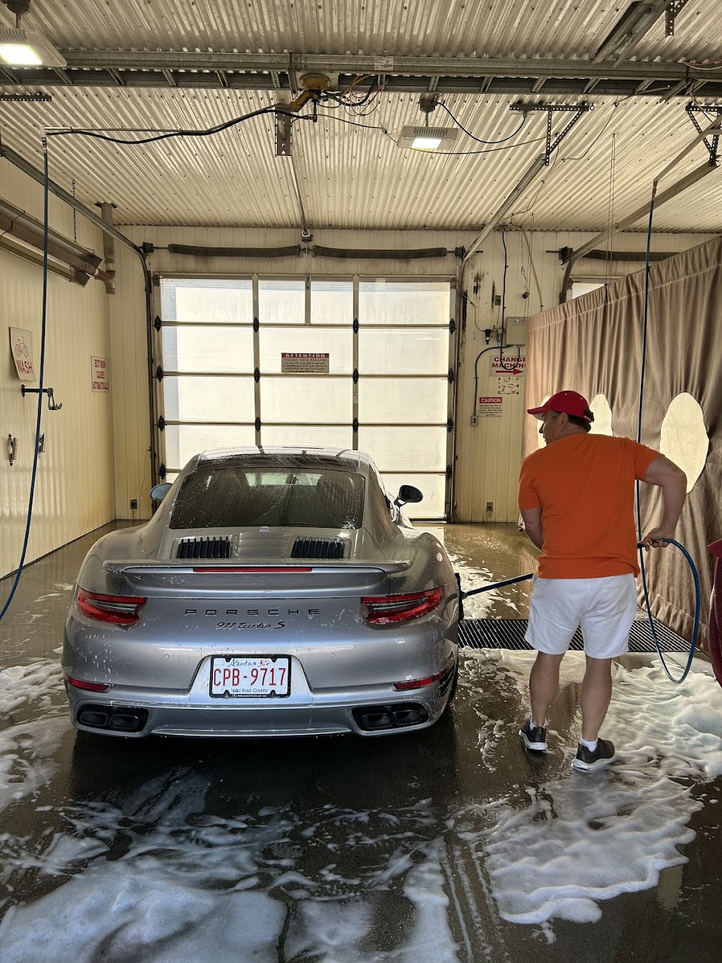 Fernie Quality Carwash | 1561 8 Ave, Fernie, BC V0B 1M0, Canada | Phone: (250) 423-6233