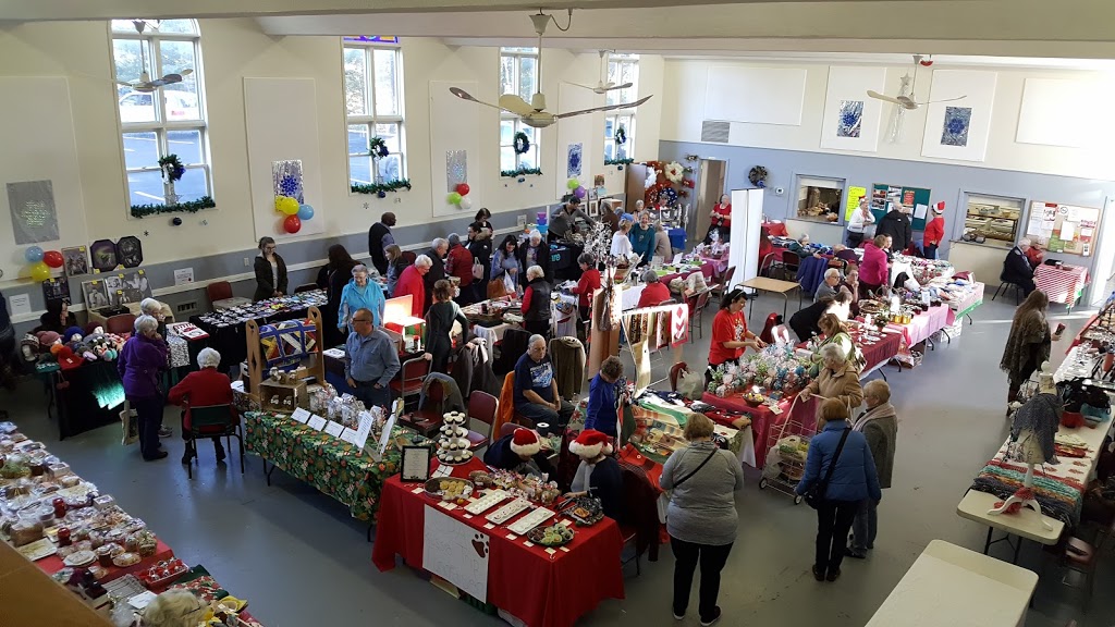 St Peters Anglican Church | 3 Dakin Dr, Halifax, NS B3M 2C9, Canada | Phone: (902) 443-1969