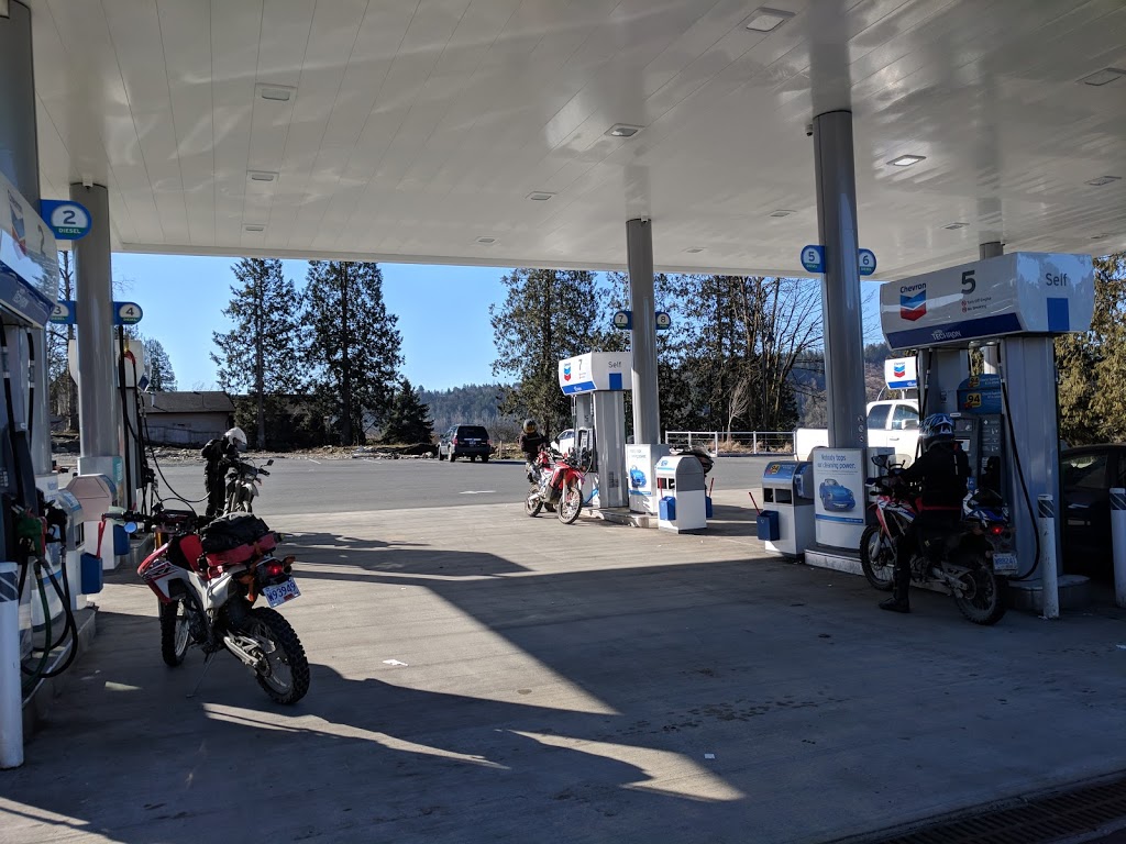 Chevron | 29550 Lougheed Hwy, Mission, BC V4S 1H7, Canada | Phone: (604) 287-0118