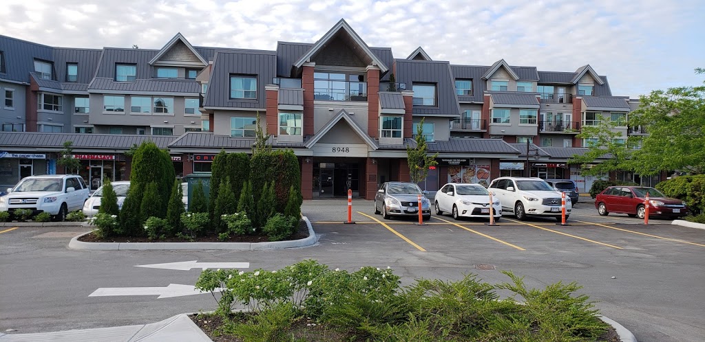 Pizza Mantra | 8948 202 St #9, Langley City, BC V1M 4A7, Canada | Phone: (778) 298-8000