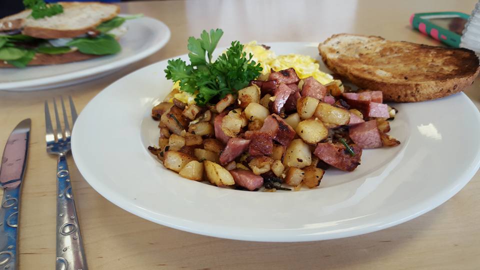 Dads Homemade Soups and Sangys | 2806 Jacklin Rd #102, Victoria, BC V9B 5A4, Canada | Phone: (778) 432-3900