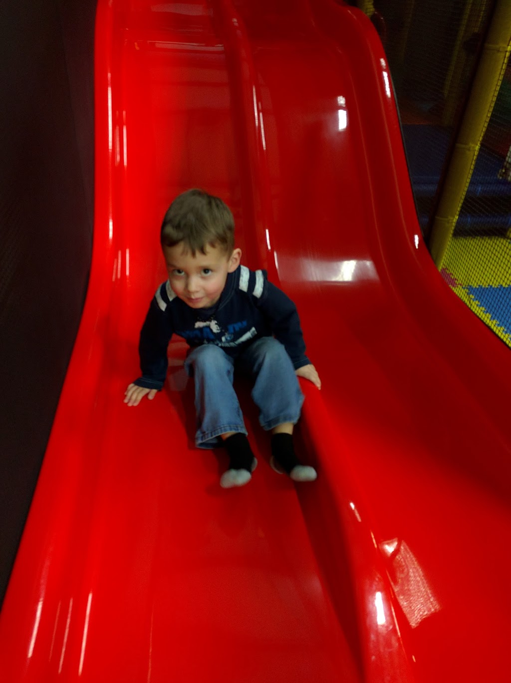 Kidzone Family Entertainment Centre and Bouncy Rentals | 277 Provincial Trunk Hwy 12, Steinbach, MB R5G 1T8, Canada | Phone: (204) 371-0001