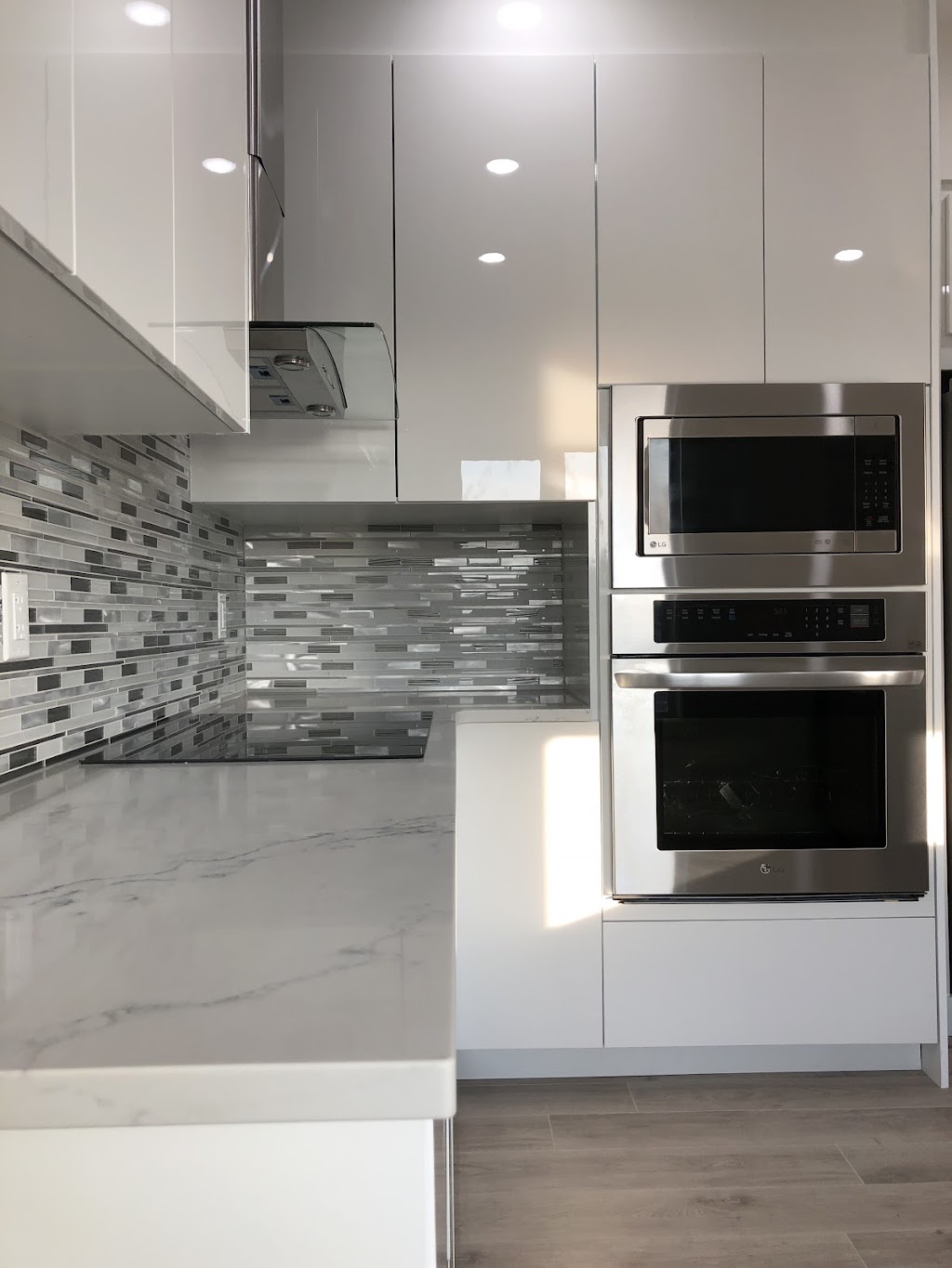 G&H kitchens | 943 Kapelus Dr #4, West Saint Paul, MB R4A 5A4, Canada | Phone: (204) 338-4700