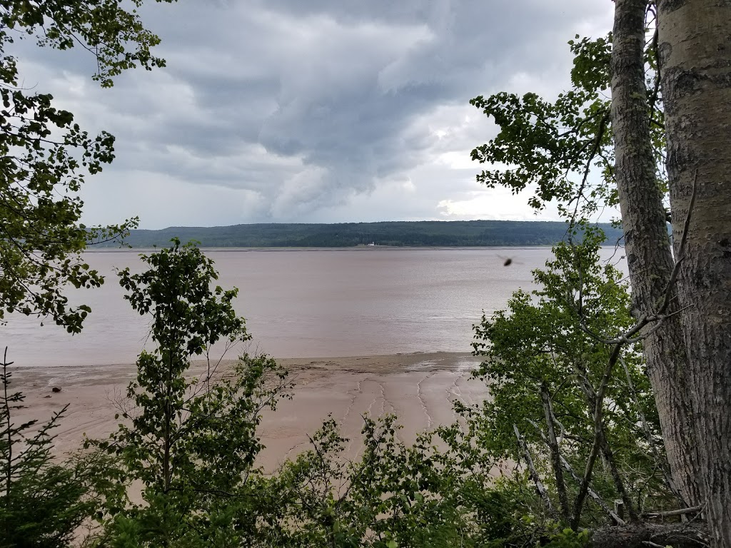 Fundy Rocks Motel | 3471 NB-114, Edgetts Landing, NB E4H 2G5, Canada | Phone: (877) 734-1904