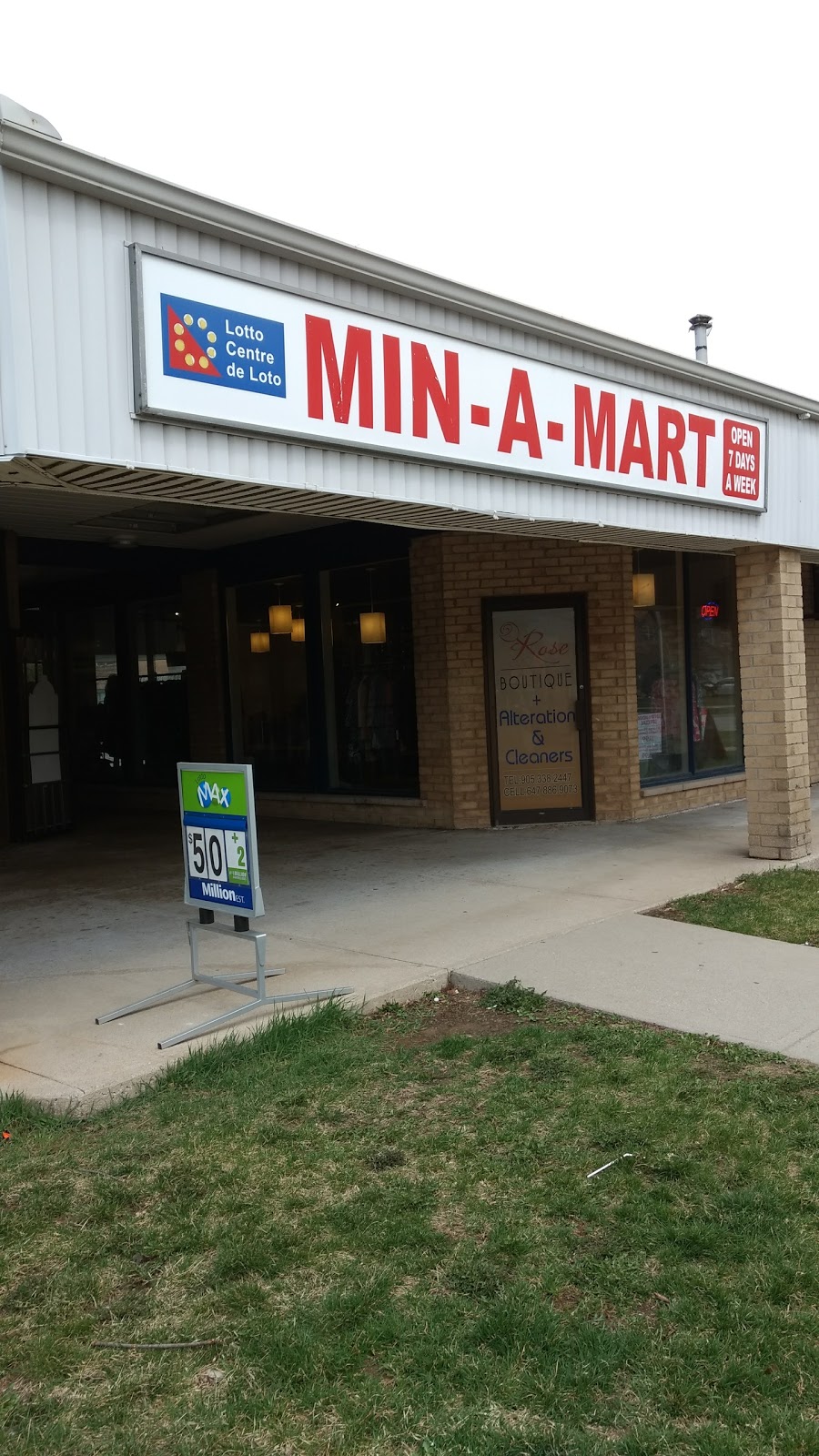 River Oaks Convenience Store | 201 River Oaks Blvd W, Oakville, ON L6H 3S7, Canada | Phone: (905) 338-6693