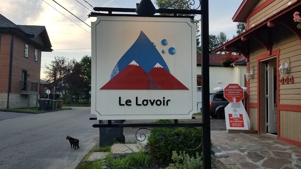 Lavoir St-Jovite Inc | 444 Rue de la Forge, Mont-Tremblant, QC J8E 3J4, Canada | Phone: (819) 425-8542
