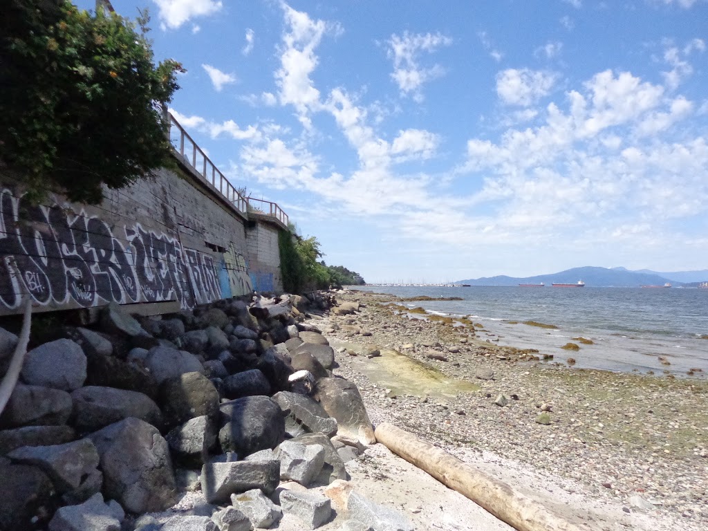 Point Grey Road Park | 3215 Point Grey Rd, Vancouver, BC V6K, Canada | Phone: (604) 873-7000