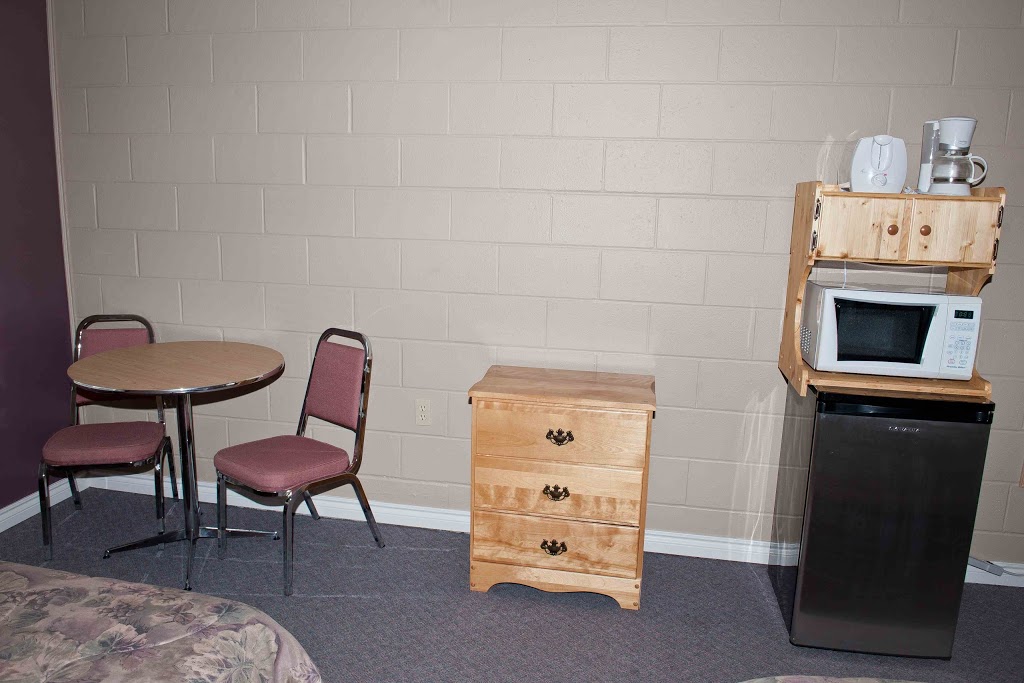 Mount Zion Retreat Centre | 2641 Weslemkoon Lake Rd, Gilmour, ON K0L 1W0, Canada | Phone: (613) 474-1941