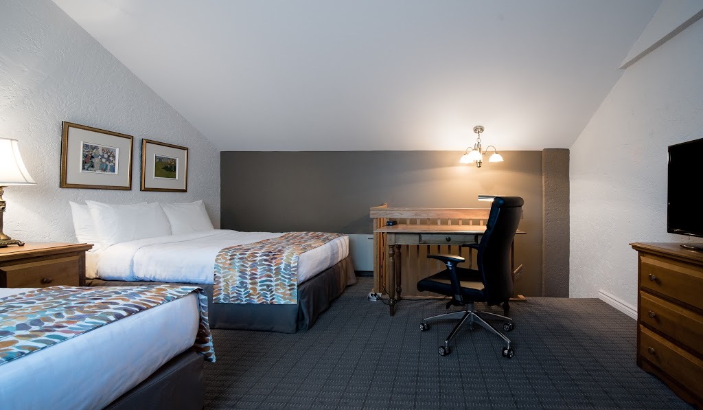 Hôtel Chéribourg | 2603 Chemin du Parc, Orford, QC J1X 8C8, Canada | Phone: (877) 845-5344