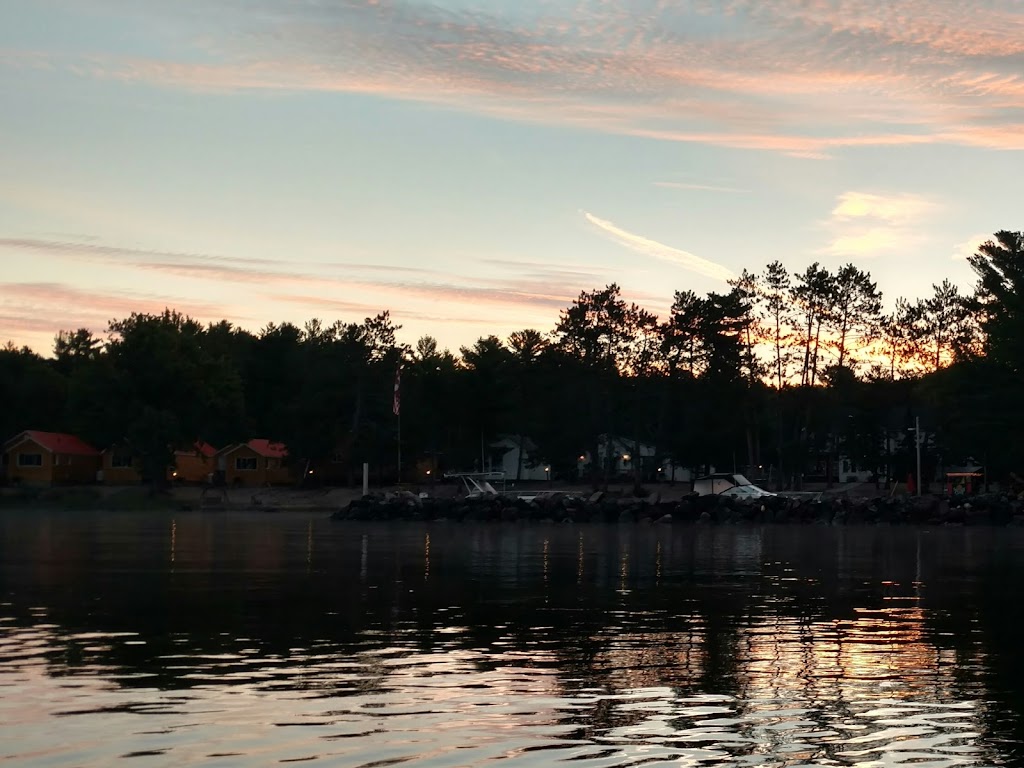 Sunset Cove Lodge | 33 Sandy Bay Rd, Callander, ON P0H 1H0, Canada | Phone: (705) 752-2820