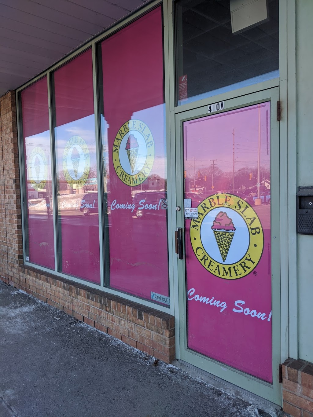 Marble Slab Creamery Chatham | 410 St Clair St, Chatham, ON N7L 3K4, Canada | Phone: (519) 397-0771